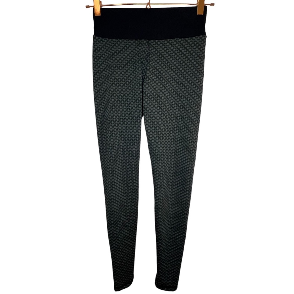 Famous Tik Tok Leggings! Small *